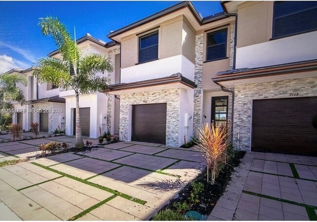 Building Photo - 9113 NW 159th St