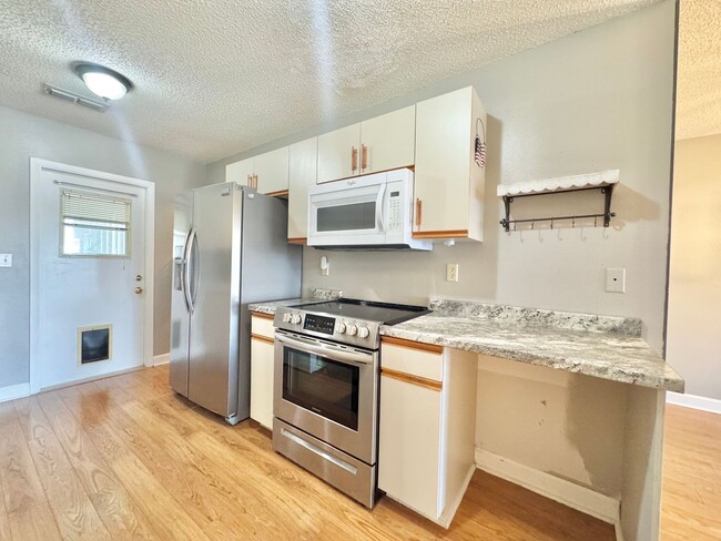 Building Photo - Winter Ridge Condo - Lake Views of Lake Co...