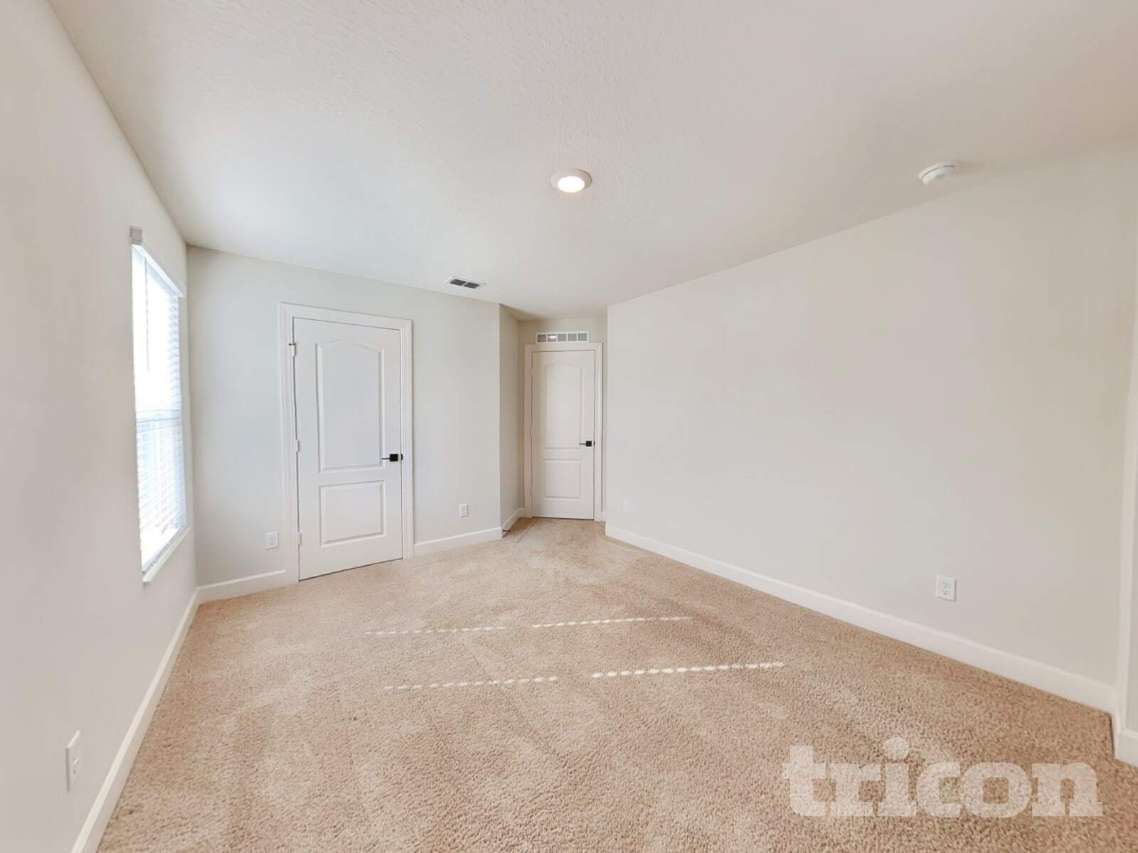 Building Photo - 895 Morgans Treasure Rd