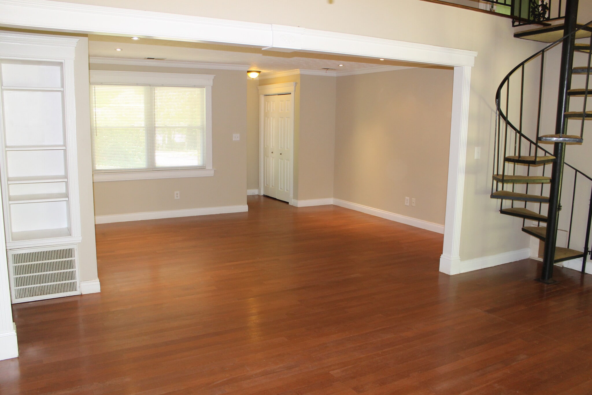 Building Photo - 3688 Idle Creek Dr