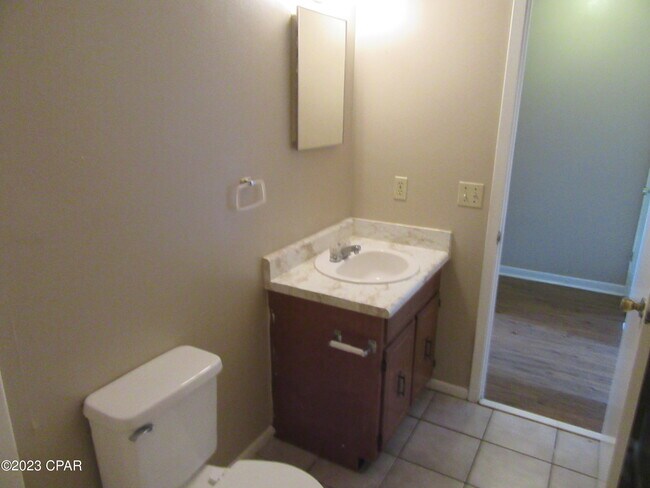 Building Photo - 5414 Manzonita Dr