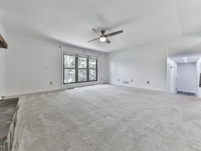 Building Photo - 932 Blackwell Trail