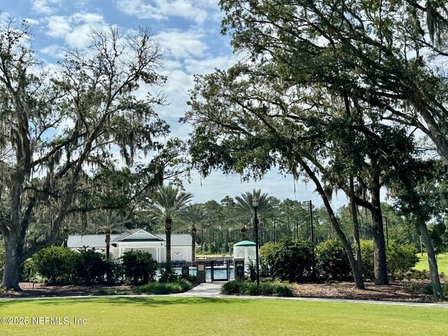 Building Photo - 163 Pine Forest Ct