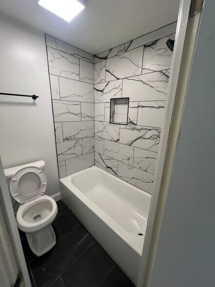 Building Photo - 3212 Dawson St