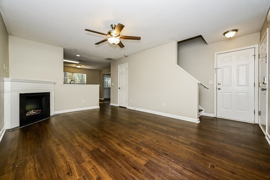 Building Photo - 153 Lossie Ln