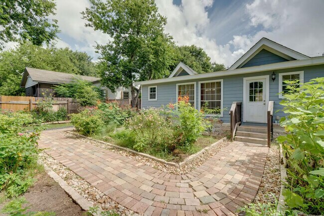 Building Photo - 2609 Wheless Ln