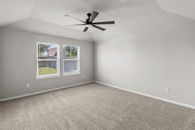 Building Photo - 2218 Levant Ln