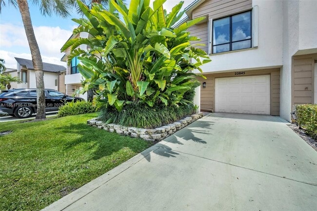 Building Photo - 22845 Ironwedge Dr