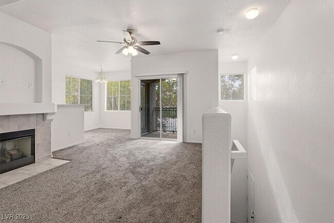 Building Photo - 9050 W Warm Springs Rd