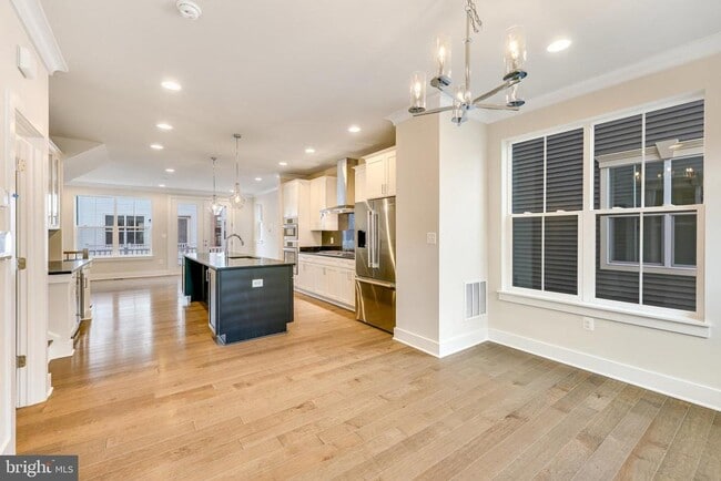 Building Photo - 14813 Retreat Blvd