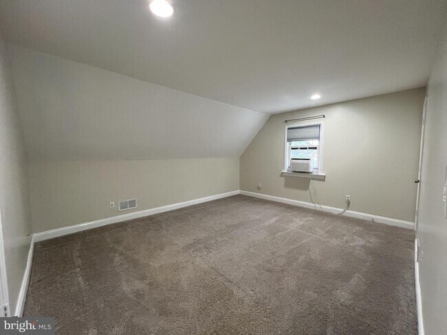 Building Photo - 2515 Randolph Rd