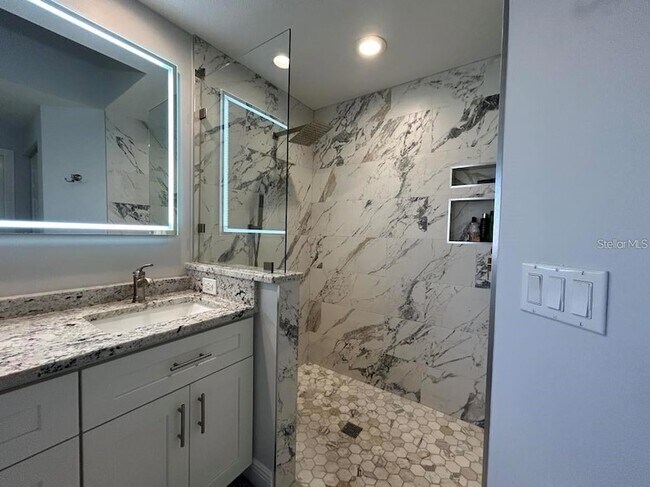 Building Photo - 3701 Albacete Cir