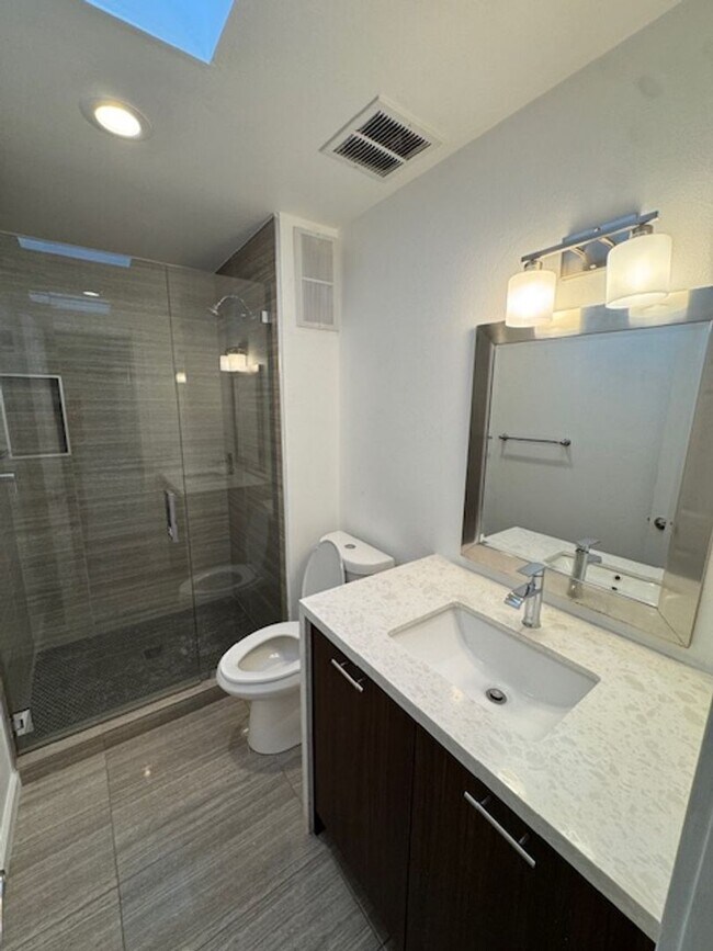 Building Photo - Welcome to your Palm Springs Retreat!