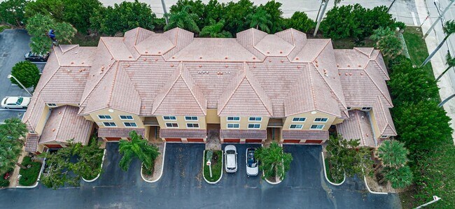 Building Photo - 900 Scotia Dr