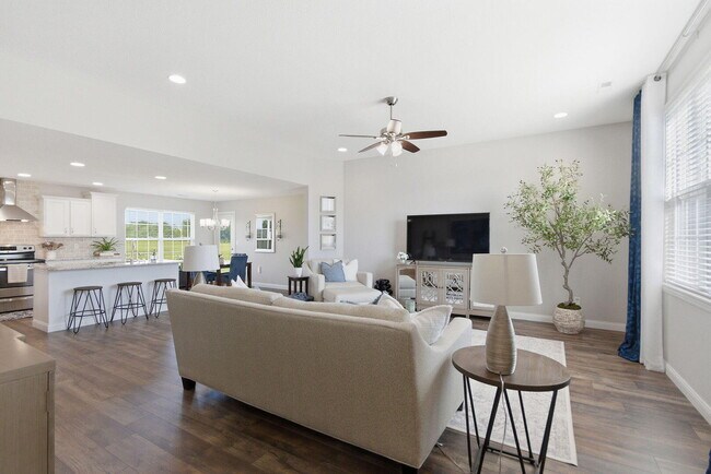 Building Photo - 3805 Flatwater Dr