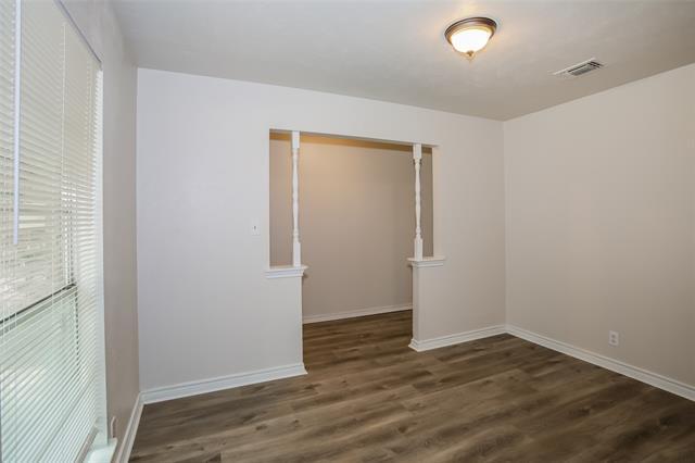 Building Photo - 512 Pine Bluff Dr