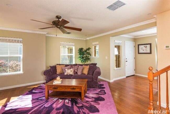 Building Photo - Beautiful Two Story Home | 4 Bedrooms | 3 Bathrooms | 2,108 Sq. Ft. | Gated Community
