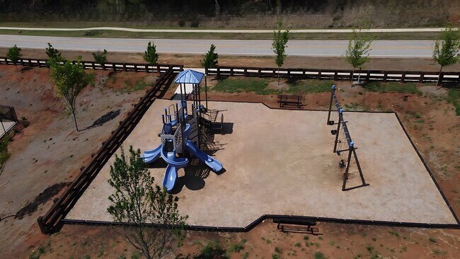 Building Photo - 403 Mariene Dr