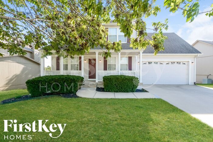 Primary Photo - 711 Old Paint Rd