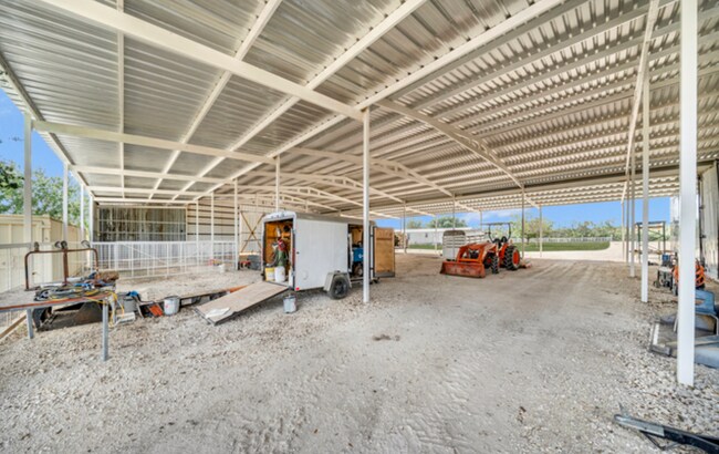 Building Photo - 11791 Kinney Rd