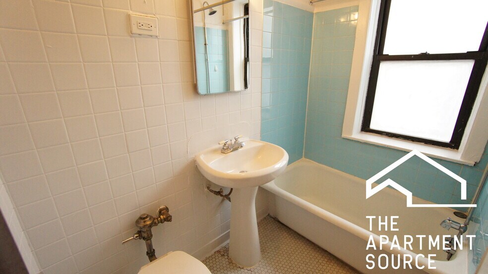 Building Photo - 2706 N Spaulding Ave