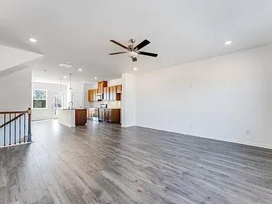 Building Photo - 3271 Durston Ct
