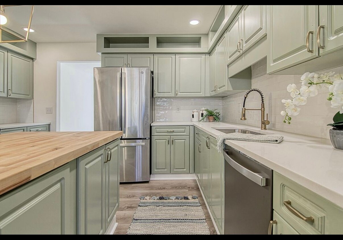 Building Photo - 4350 Waterview Cir