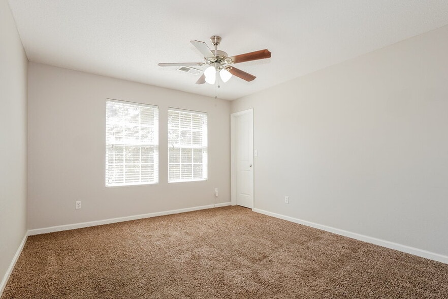 Building Photo - 10060 Nolton Cir