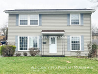 Building Photo - 2245 Richmond Rd
