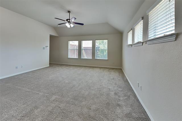 Building Photo - 3404 Pilgrim Dr