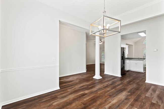 Building Photo - 371 Marshview Dr