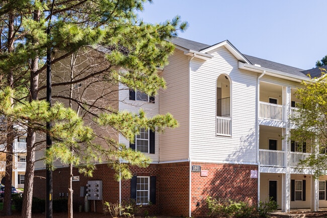 Building Photo - 1801 Trailwood Heights Ln