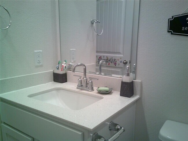 Building Photo - 1405 Jasper Gdn Ct