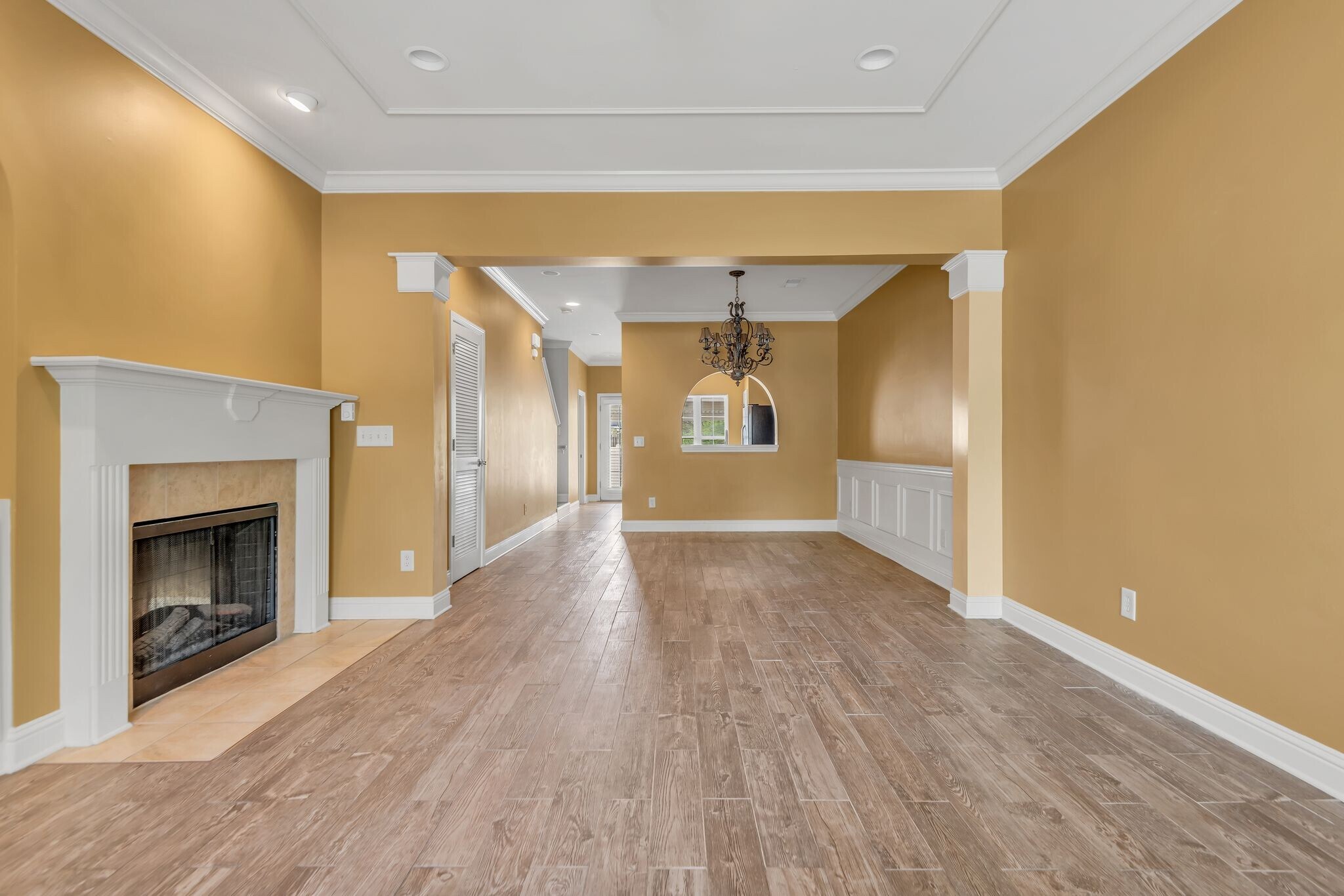 Building Photo - 4316 Summercrest Blvd