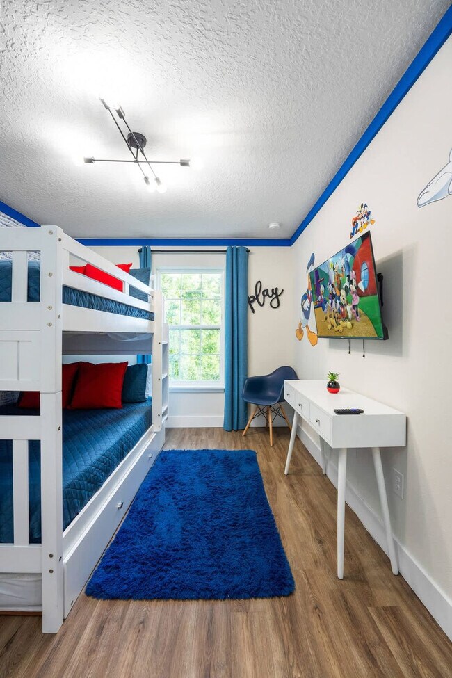 Building Photo - 4456 Summer Flowers Pl