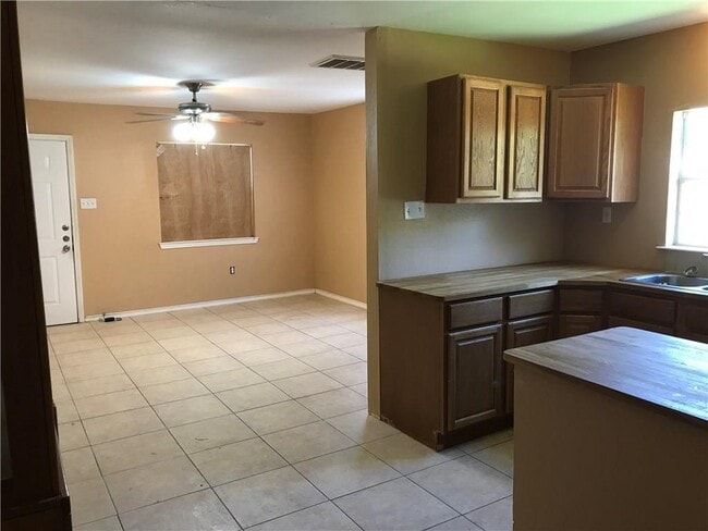 Building Photo - 4307 Shallowbrook Trail