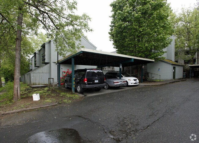 Building Photo - 6225 SW King Blvd