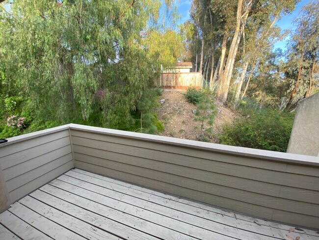 Building Photo - 10381 Crosscreek Terrace