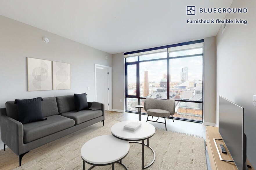 Primary Photo - 555 President St