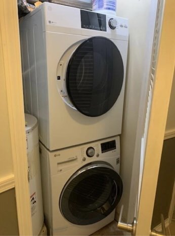 Building Photo - Move-In Ready 2BR Condo at The Meridian– Great Location & Amenities