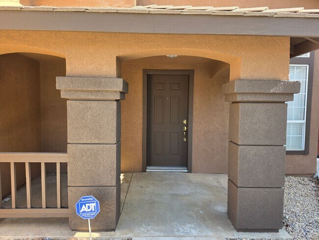 Building Photo - Welcome to Three Bedroom, Three bath in Perris, CA!