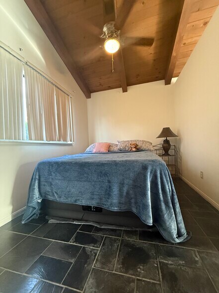 Building Photo - 12011 Browning Ave