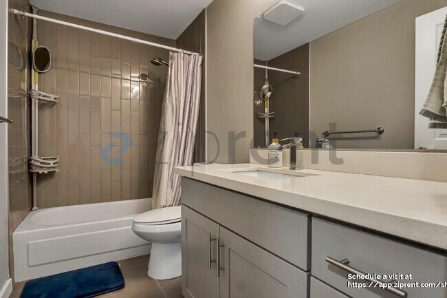 Building Photo - 905 224th Ave NE