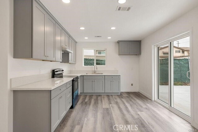Building Photo - 11585 Embree Dr