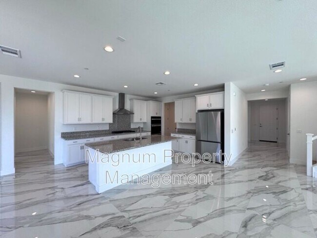 Building Photo - 25061 River Peak Dr