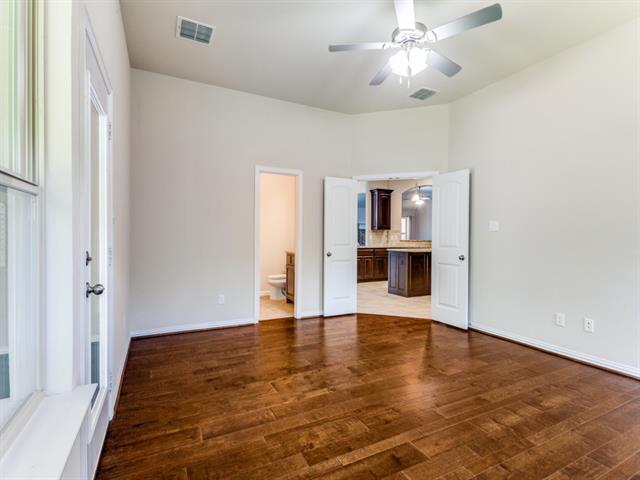 Building Photo - 521 Corriente Trail