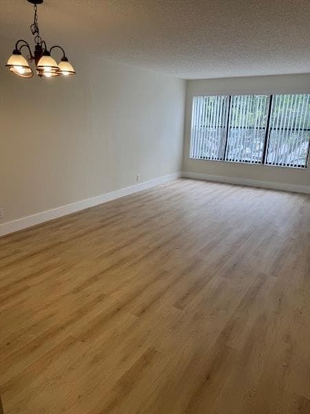 Building Photo - 2320 S Cypress Bend Dr
