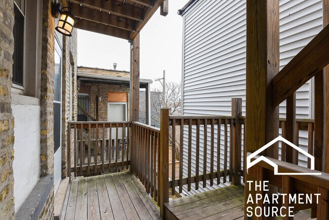 Building Photo - 2613 N Fairfield Ave