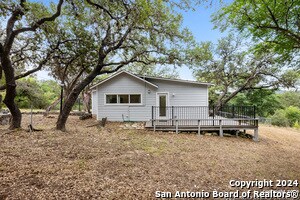 Building Photo - 17807 Hilltop Dr