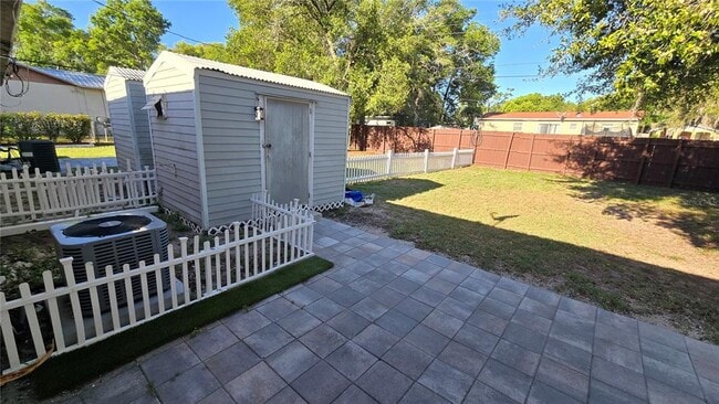 Building Photo - 5347 Satsuma Dr
